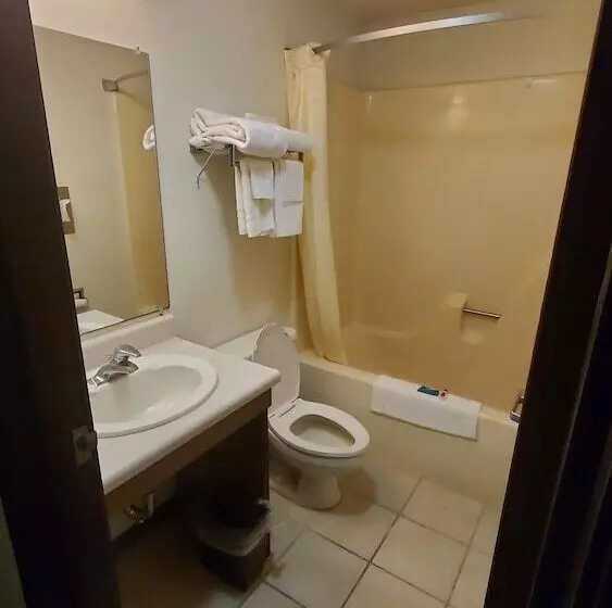 מוטל St Paul Inn