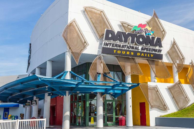 מוטל Super 8 By Wyndham Daytona Beach