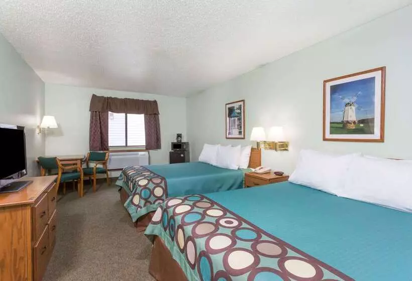 فندق على الطريق Super 8 By Wyndham Gallipolis Pt Pleasant Area