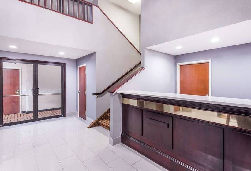 Motel Super 8 By Wyndham Greer/spartanburg Area