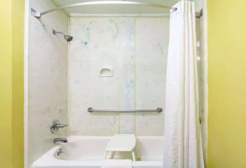 فندق على الطريق Super 8 By Wyndham Morristown/south