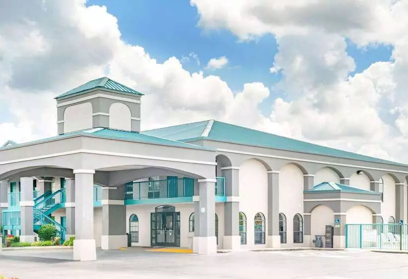 מוטל Super 8 By Wyndham Murfreesboro