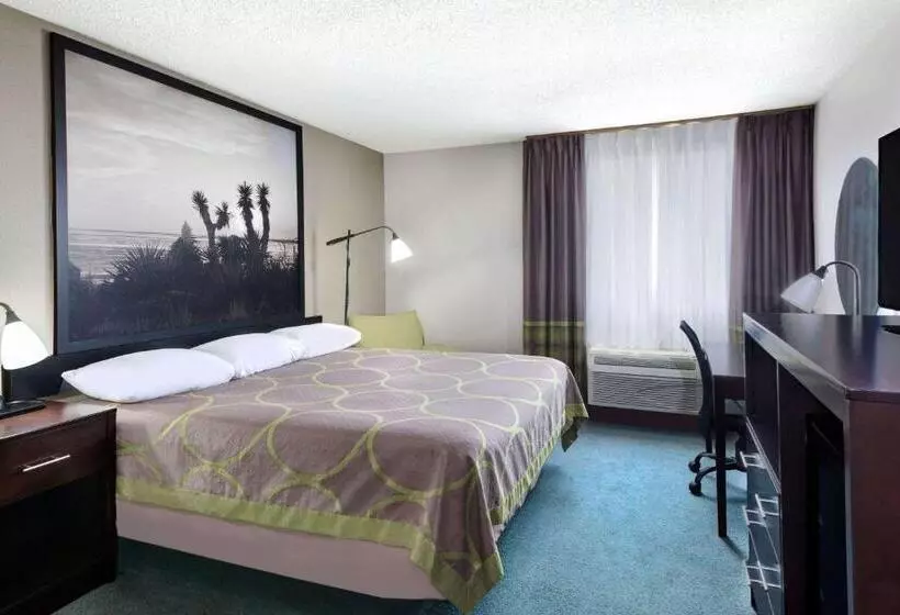 汽车旅馆  Super 8 By Wyndham Victoria/north/mall Area