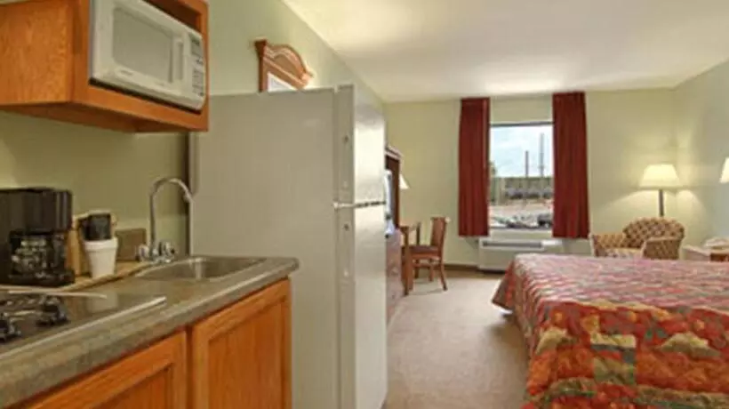 Motel Super 8 By Wyndham Pascagoula