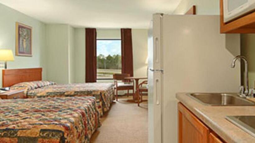 모텔 Super 8 By Wyndham Pascagoula