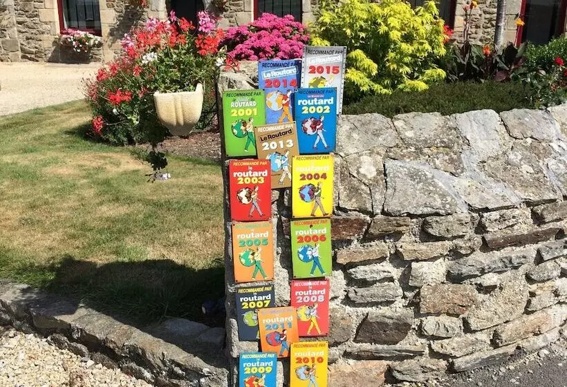 Aamiaismajoitus (B&B) Chambres D Hôtes Saint Maleu Dinan