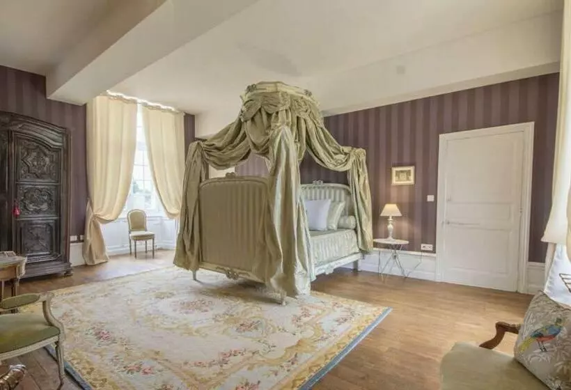 Aamiaismajoitus (B&B) Château De Cadouzan