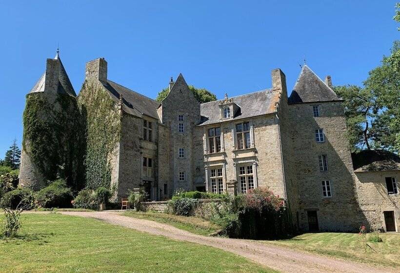 مبيت وإفطار Château De Bernesq