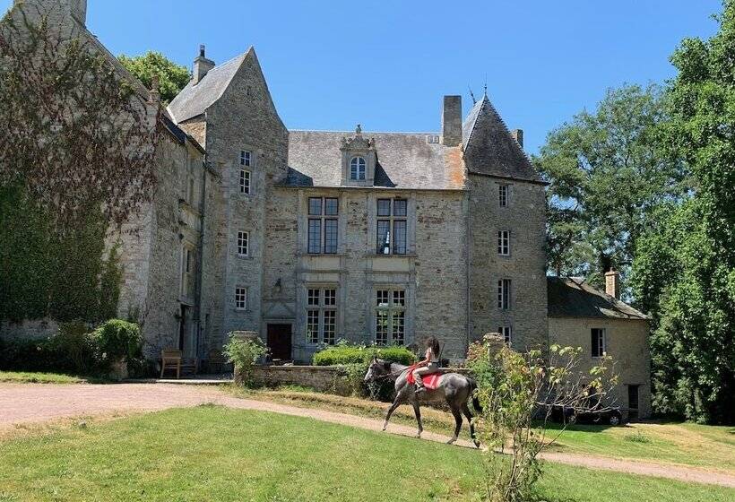 مبيت وإفطار Château De Bernesq
