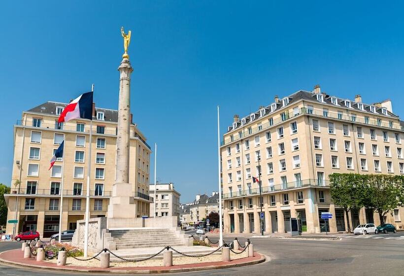 مبيت وإفطار Château De Bernesq