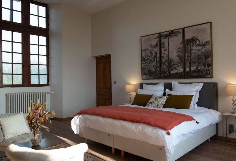 مبيت وإفطار Château De Bernesq