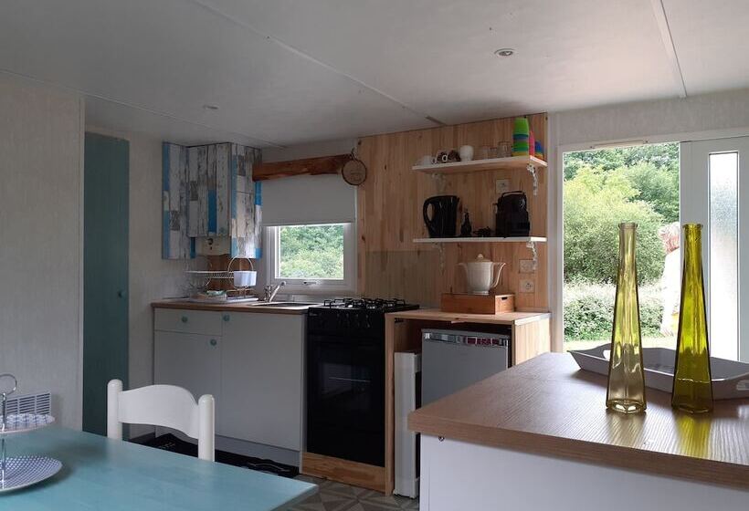 مبيت وإفطار Domaine De La Velle