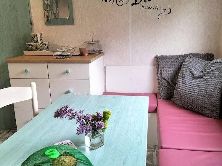 مبيت وإفطار Domaine De La Velle