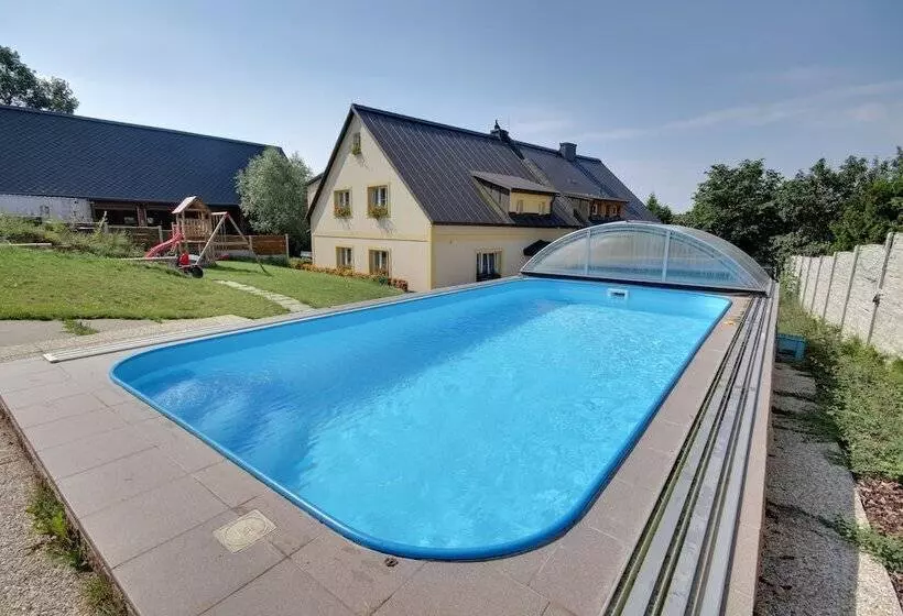 Aamiaismajoitus (B&B) Guest House Pod Hájkem