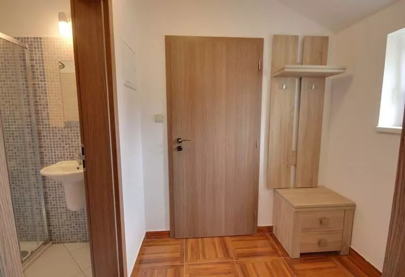 Aamiaismajoitus (B&B) Guest House Pod Hájkem