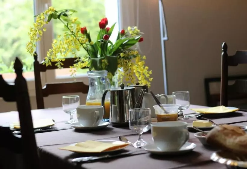 Aamiaismajoitus (B&B) Le Bois De Crépi