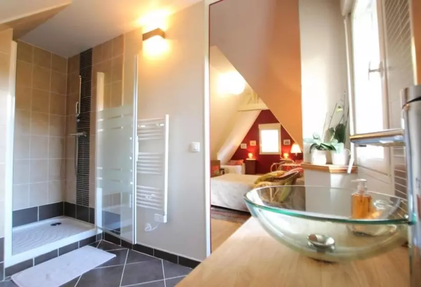 Aamiaismajoitus (B&B) Le Bois De Crépi