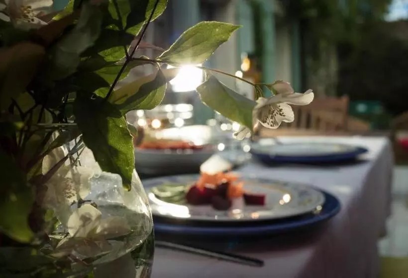 ベッドアンドブレックファースト Le Mas Des Sages