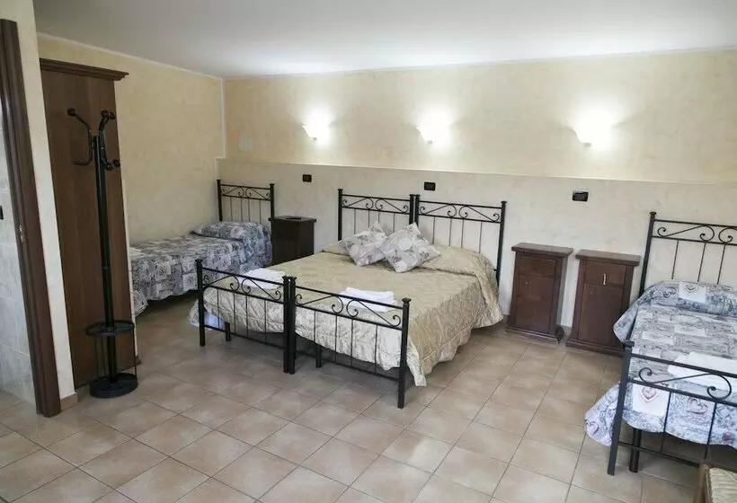 ベッドアンドブレックファースト Ristorante Il Giardino