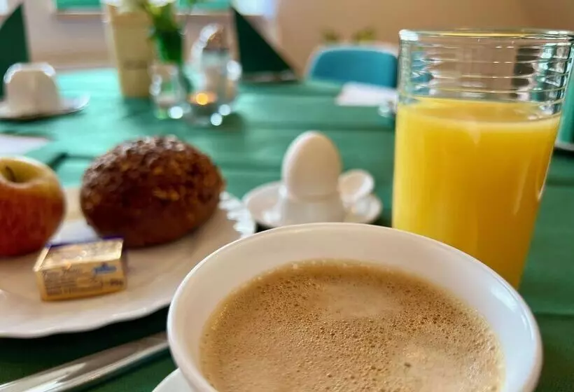 Burgerhaus Zum Paradies  Pension