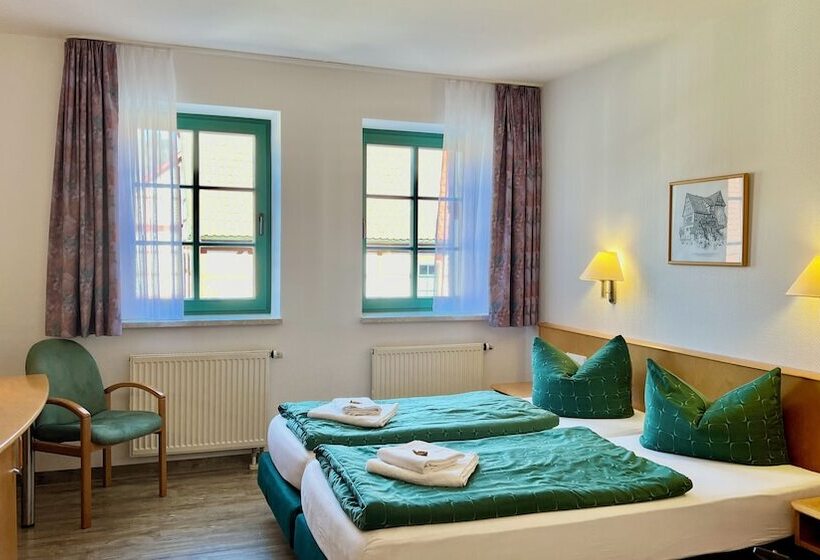 Burgerhaus Zum Paradies  Pension