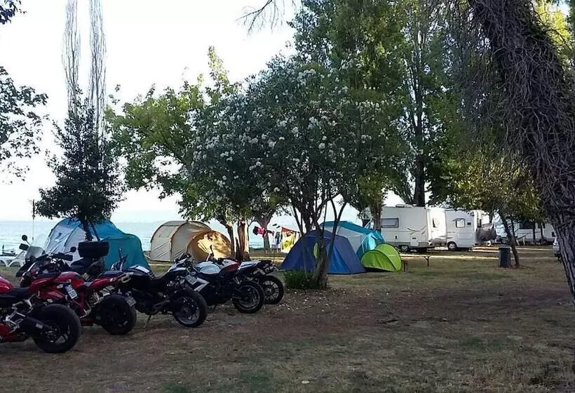 Hotelli Camping Eden Park