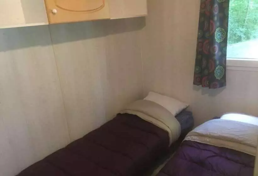 Hotelli Camping Uhaitza   Chalets