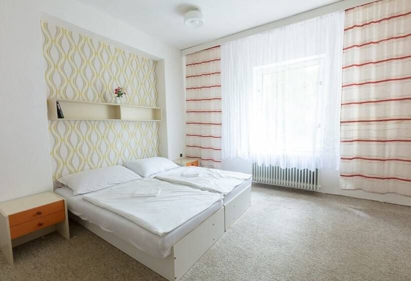 Szálloda Na Potůčníku