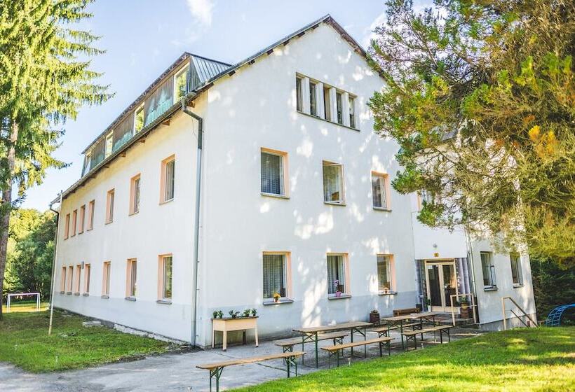 Szálloda Na Potůčníku