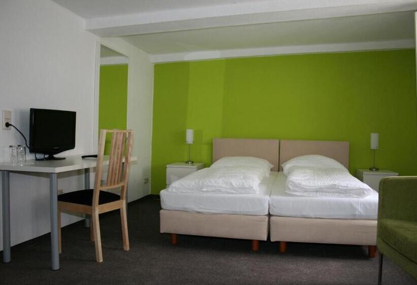 Отель Pension Ristorante Ventura Ehemals Reinhards Pension