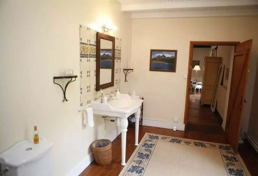 Le Manoir Du Poul Coeur De Bretagne B&b