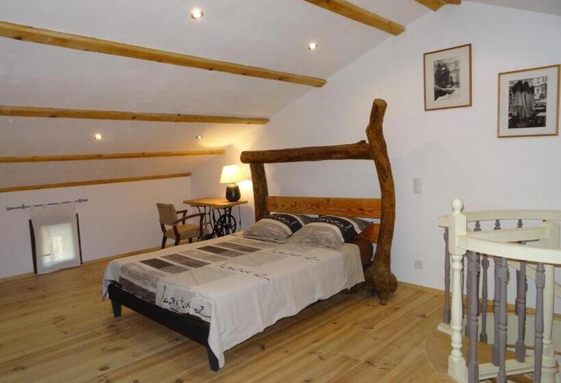 Le Mas Du Galibot Chambre Cambalotte