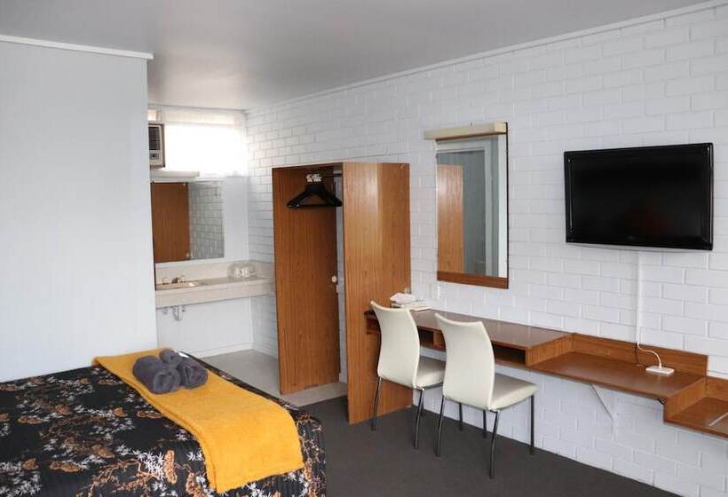 モーテル Edenhope Motor Inn