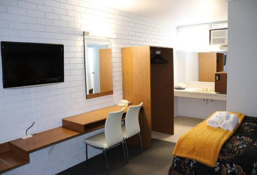 モーテル Edenhope Motor Inn