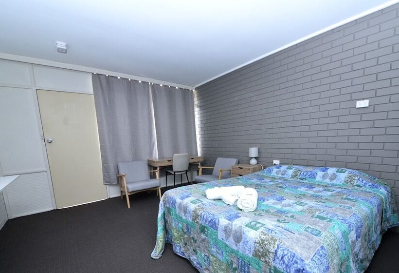 モーテル Edenhope Motor Inn