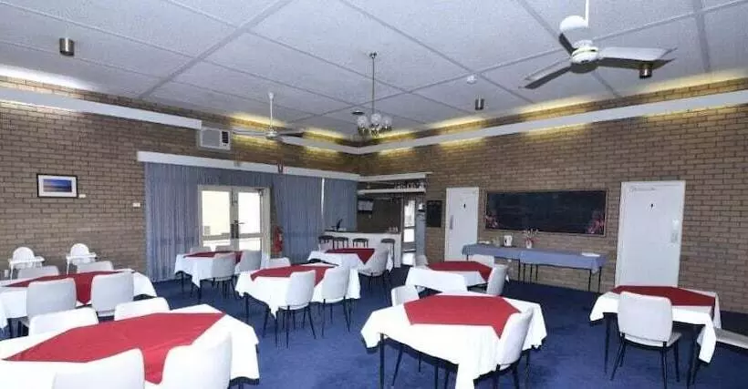 モーテル Edenhope Motor Inn