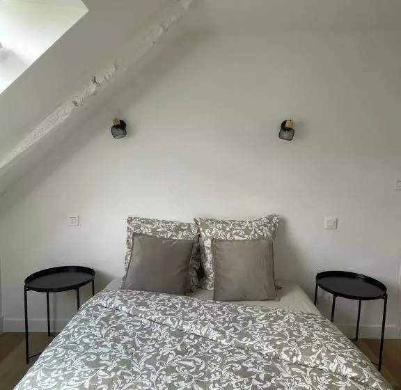 Majatalo Au Pied Levé