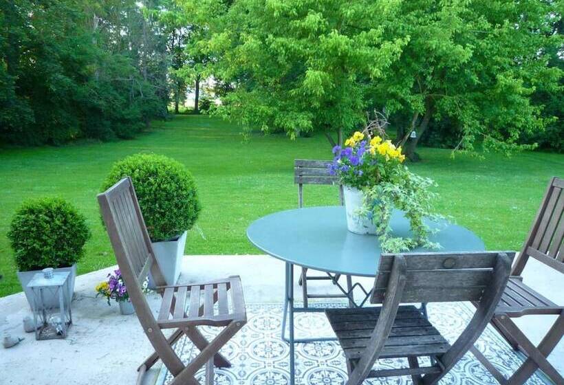 Пансион Château De Plessier Roza