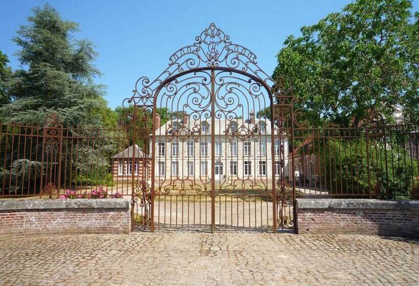 Пансион Château De Plessier Roza