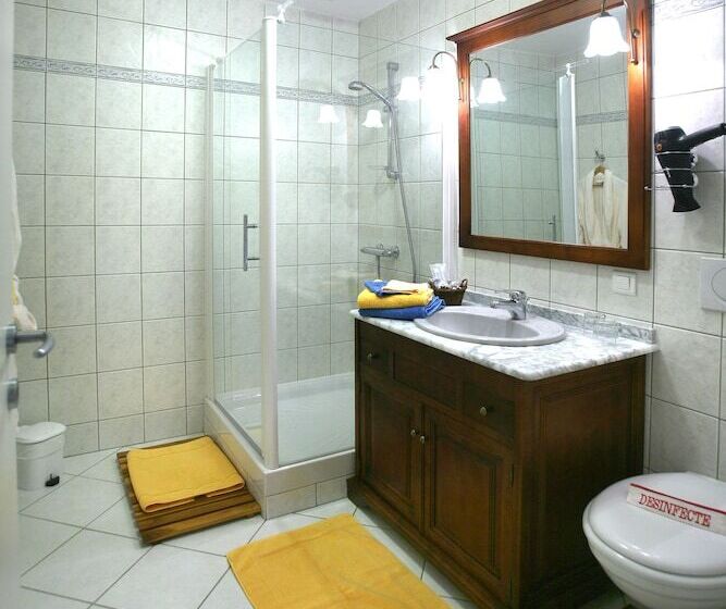 بنسيون Domaine De Ballerand