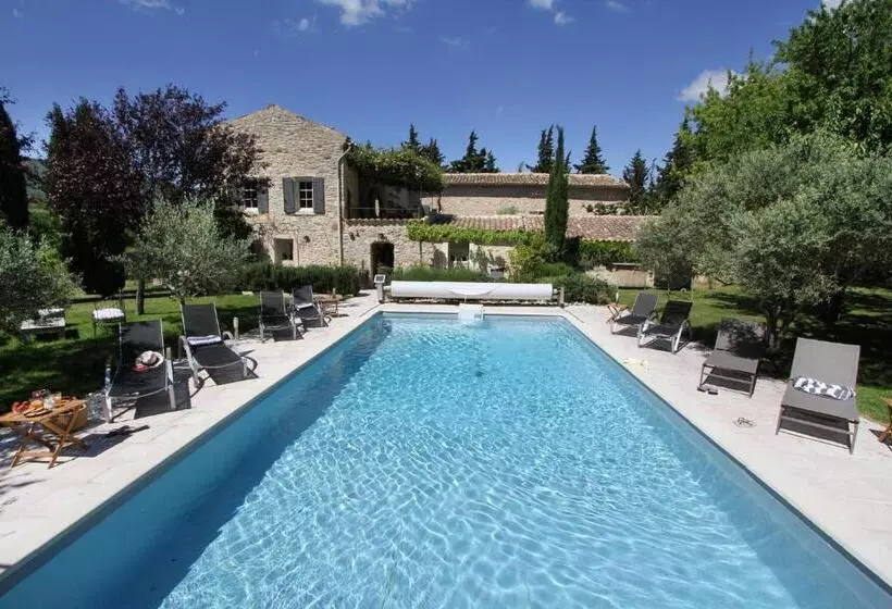 ペンション Le Mas Du Pere Jean