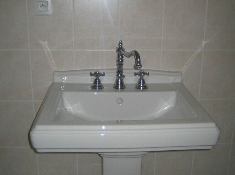 펜션 Le Presbytère De Saint Cyr