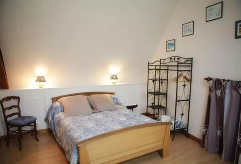 ベッドアンドブレックファースト Chambres D'hotes La Ferme De Bizoin