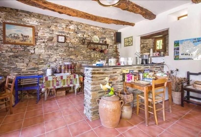 Bed and Breakfast Chambres D'hotes La Ferme De Bizoin