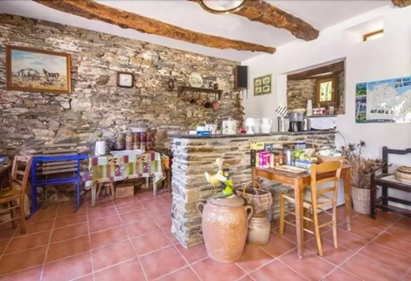 ベッドアンドブレックファースト Chambres D'hotes La Ferme De Bizoin