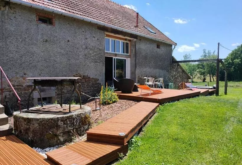 ベッドアンドブレックファースト Domaine De Cyrce