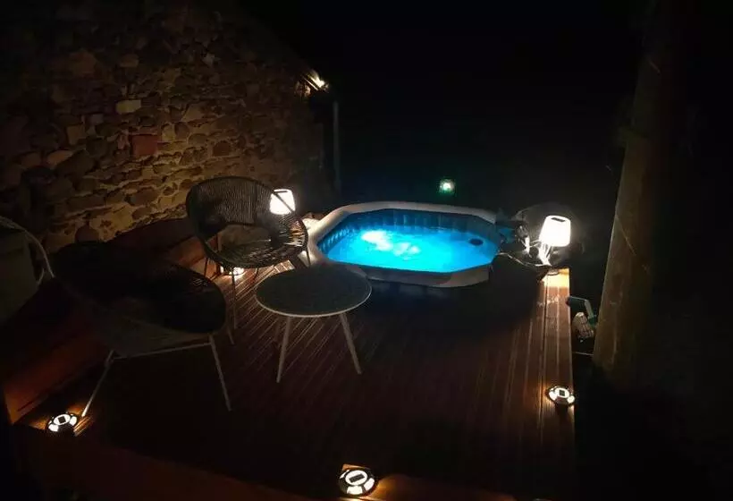 ベッドアンドブレックファースト Domaine De Cyrce