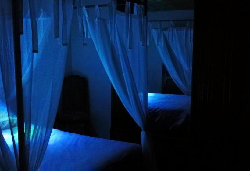 مبيت وإفطار Domaine De Cyrce