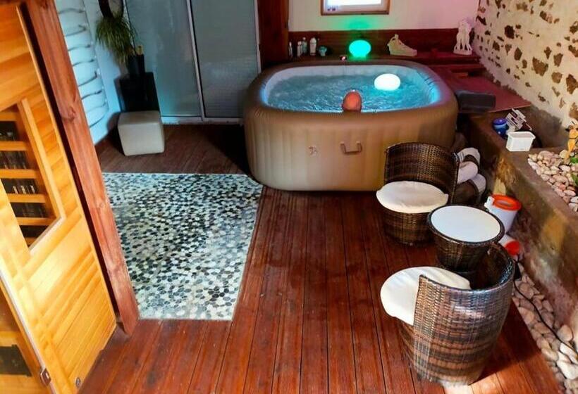 مبيت وإفطار Domaine De Cyrce