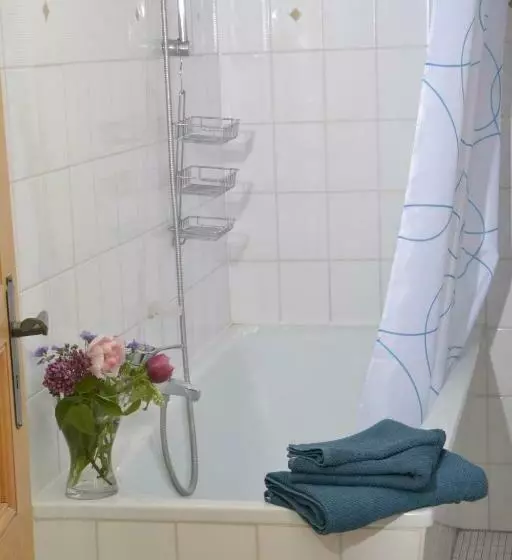 Aamiaismajoitus (B&B) Romantisches Bed&breakfast Apfelstern